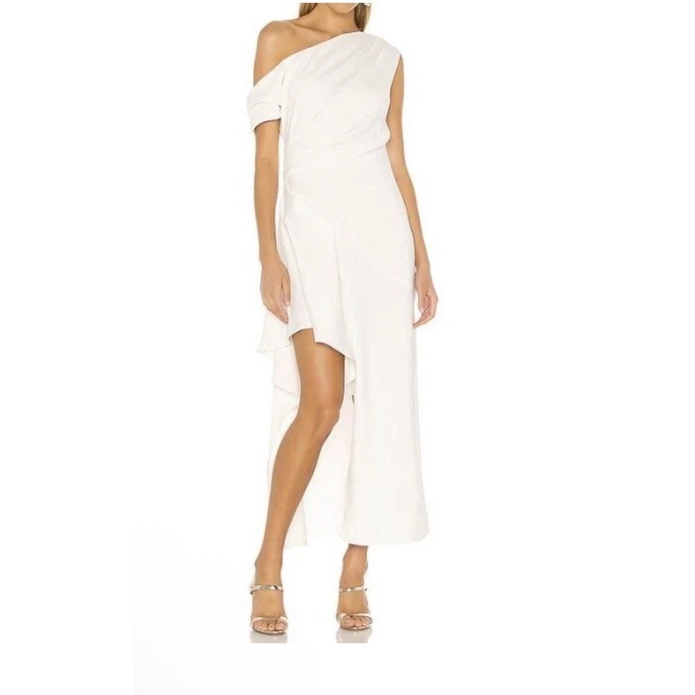 Elegant White One-Shoulder Maxi Dress